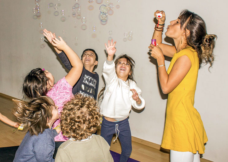 Imagen demostrativa de Formación en Yoga para niños
